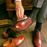 واکس زدن کفش چرمی